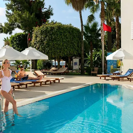Seven Seas Life Hotel